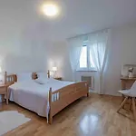 Weisse Wand וויסנסי